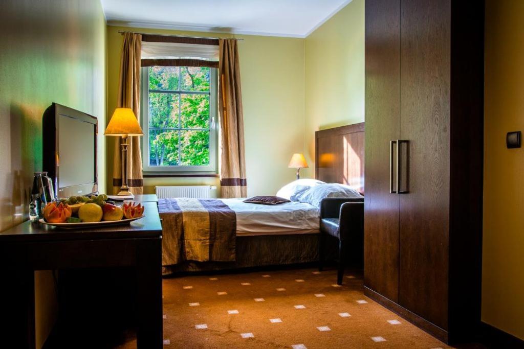 Hotel Nowy Dwor Elizy Blisko Sky Bridge Długopole-Zdrój Eksteriør billede